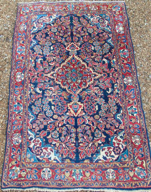 Good Antique Saroukh Carpet 204 X 134