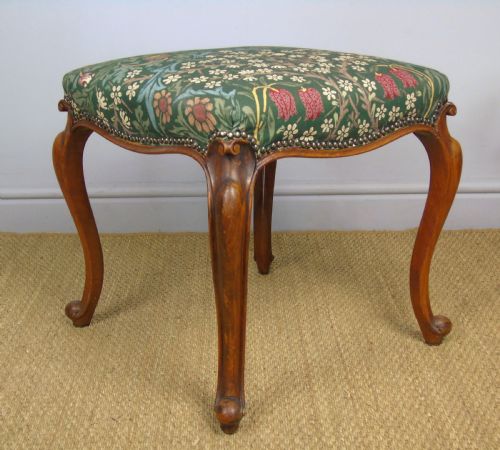 Good Early Victorian Mahogany Cabriole Stool