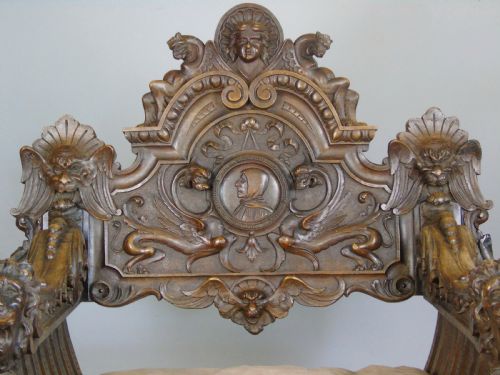 fig 1. Outstanding Italian Walnut Savonarola Chair