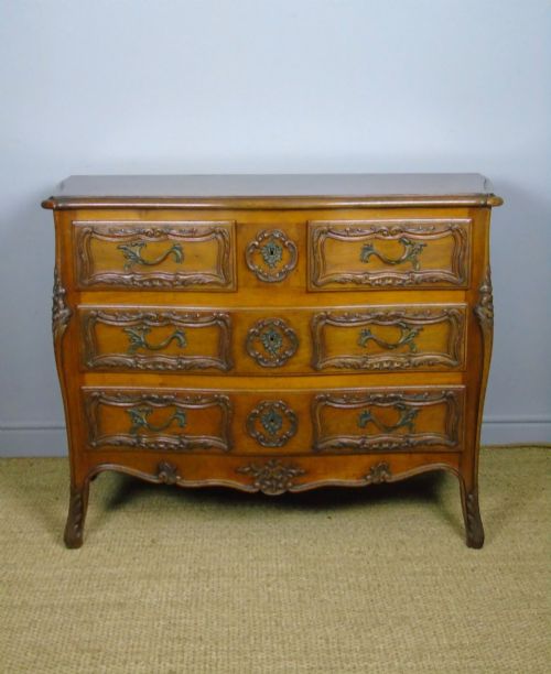 Good Quality French Walnut Chest of Drawers 