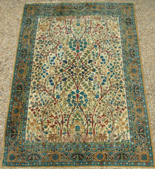 Beautiful Handwoven Woollen Arts & Crafts Carpet