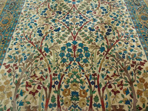 fig 1. Beautiful Handwoven Woollen Arts & Crafts Carpet
