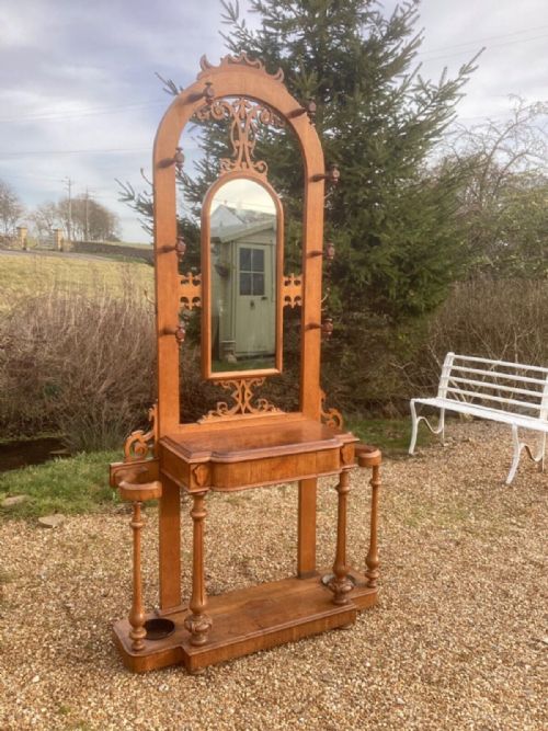 fig 1. Imposing Victorian Oak HallStand