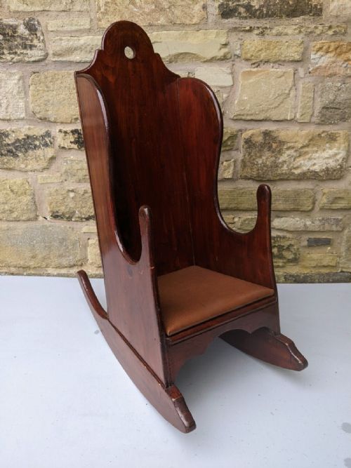 Charming Childs Rocking / Lambing Chair 18th Century