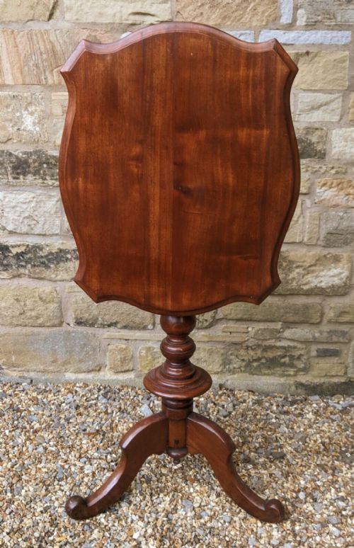 Victorian Mahogany Tripod Table Tilt Snap Top