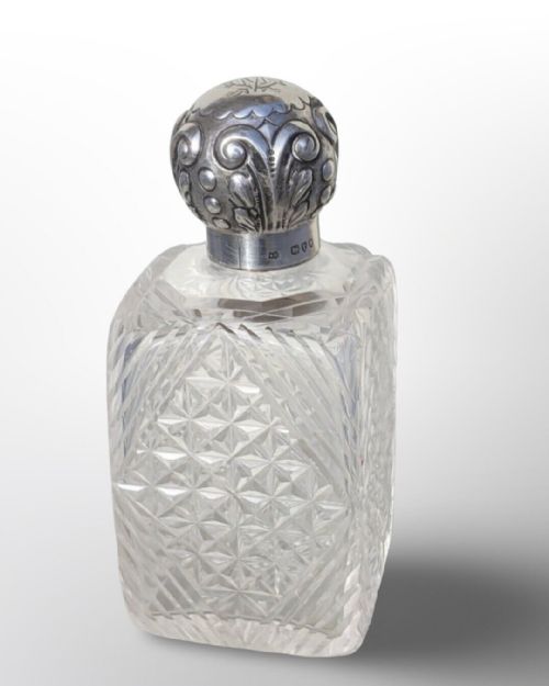 fig 1. Good Pair of Victorian Silver & Cut Glass Scent Bottles John Newton Mappin 1893