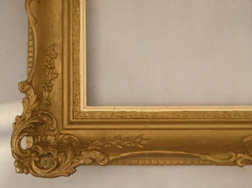 fig 1. Antique Swept Gilt Picture Frame