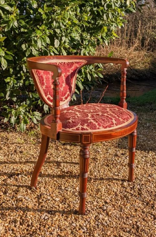 Good Quality Antique Mahogany Inlaid Armchair