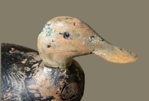 ANTIQUE CARVED HAND PAINTED DECOY DUCK - ADDITIONAL PHOTO 6