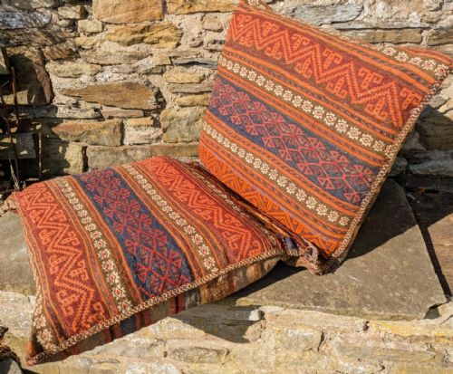 ANTIQUE TRIBAL BAG FACE CUSHION HAND WOVEN - ADDITIONAL PHOTO 1