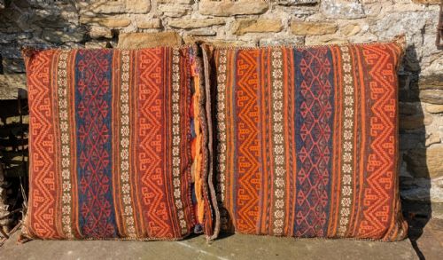 ANTIQUE TRIBAL BAG FACE CUSHION HAND WOVEN - ADDITIONAL PHOTO 2