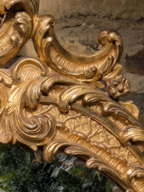 OUTSTANDING FRENCH ROCOCO GILTWOOD WALL MIRROR - ADDITIONAL PHOTO 2