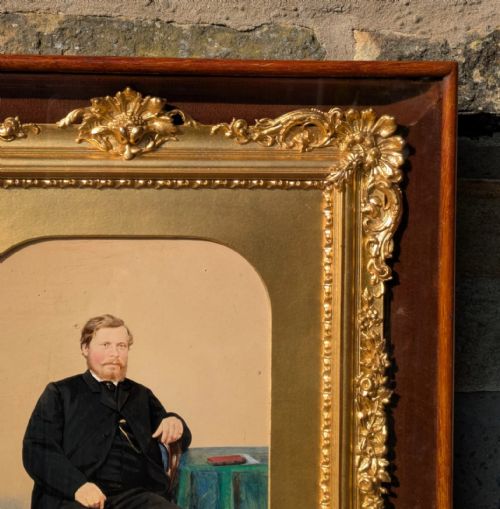 RARE VICTORIAN GILT FRAME DEEP GLAZED BOX VELVET MOUNT WITH PORTRAIT Q - ADDITIONAL PHOTO 1