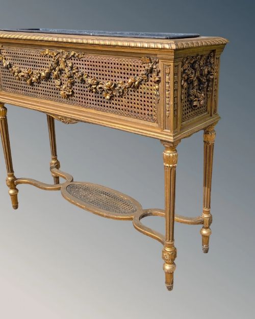 ANTIQUE GILTWOOD AND CANE PLANTER - ADDITIONAL PHOTO 5