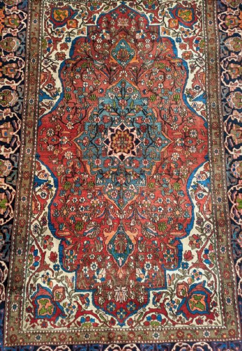 ANTIQUE ISHFAHAN CARPET - ADDITIONAL PHOTO 1