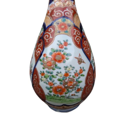 GOOD PAIR OF JAPANESE IMARI VASES - ADDITIONAL PHOTO 3
