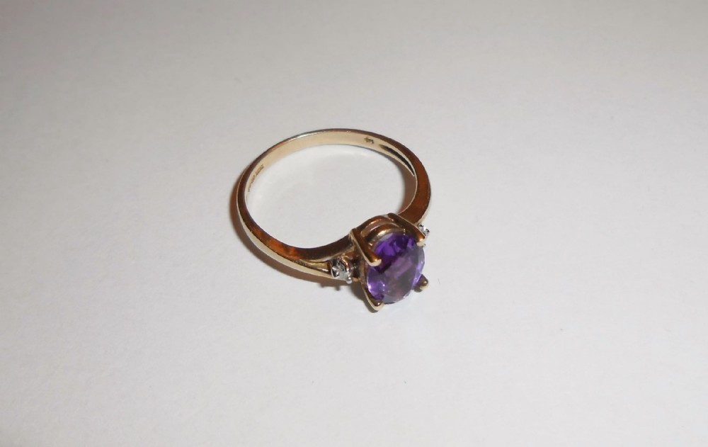 9ct Gold Amethyst and Diamond Set Ring