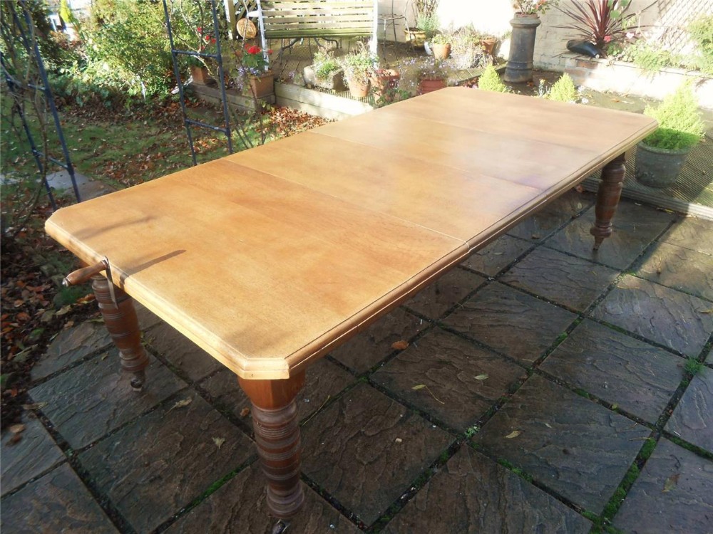Victorian Oak Extending Dining Table Seats 10