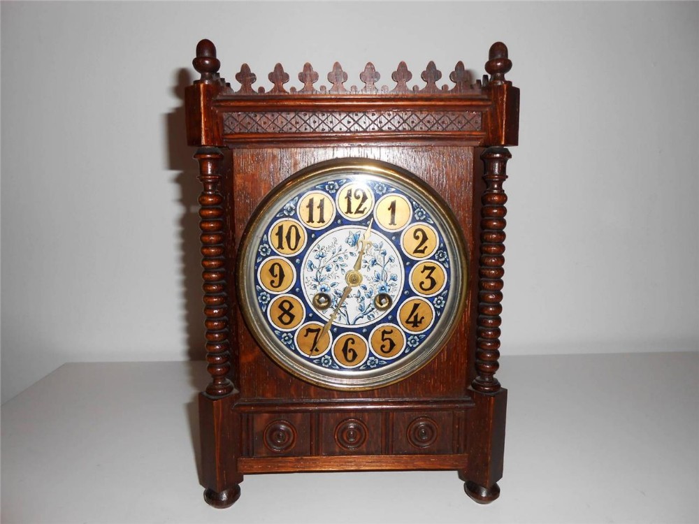 Victorian Aesthetic Oak Cased Mantel Clock c.1870