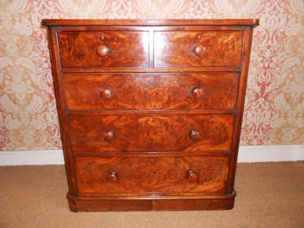 Victorian Flame Mahogany Chest of Drawers