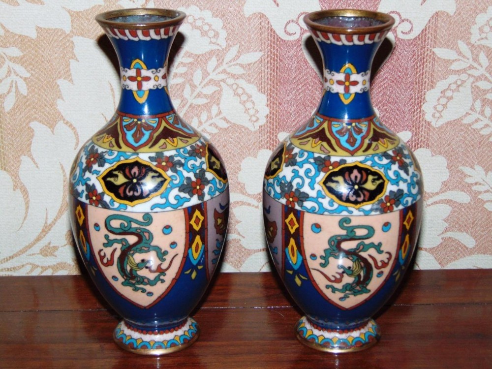 Pretty Pair of Japanese Cloisonne Vases Meiji Period c.1890