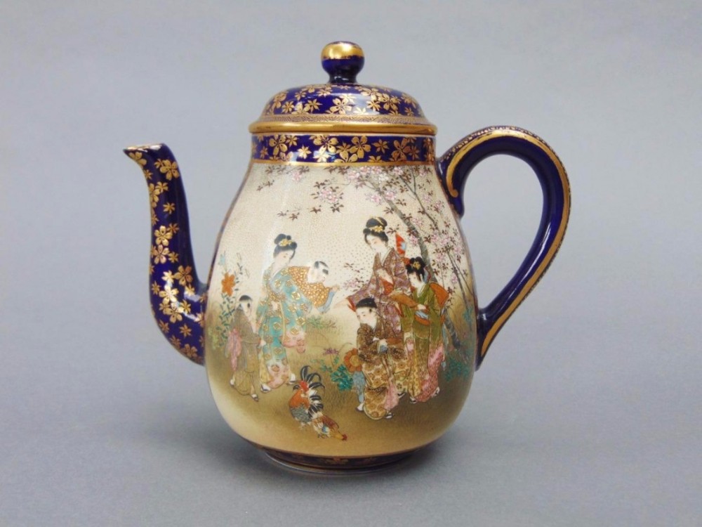 Fine Hand Painted Japanese Satsuma Teapot c.1890
