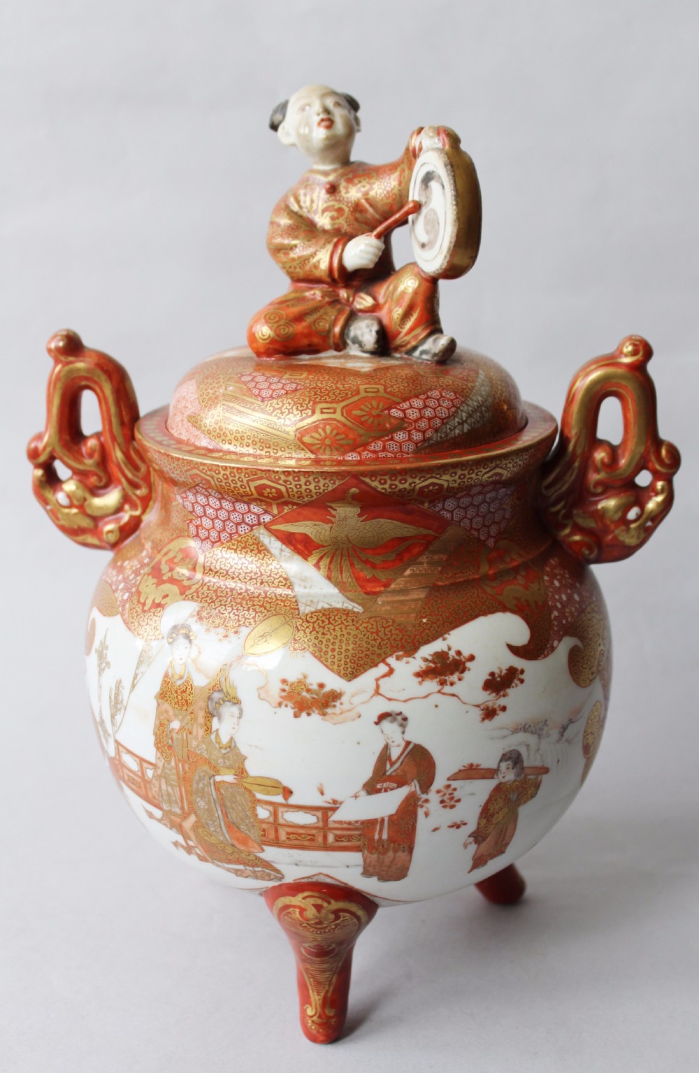 Large Antique Japanese Kutani Porcelain Koro
