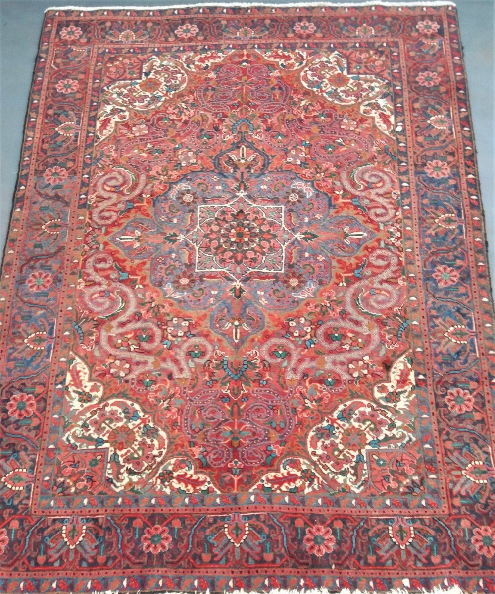 Good Heriz Carpet Room Size