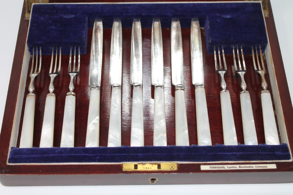 Quality Mahogany Cased Canteen of Silver Plate Dessert Knives and Forks View II