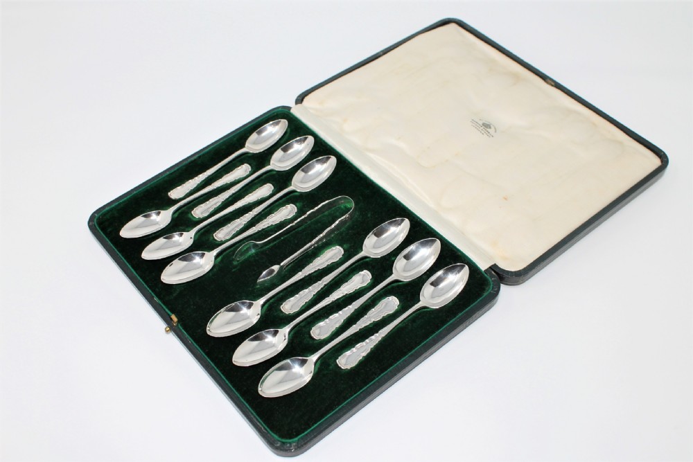 Quality Set of Boxed Silver Coffee Spoons and Tongs, Mappin & Webb 1921 View IV