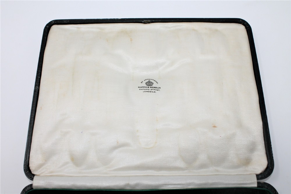Quality Set of Boxed Silver Coffee Spoons and Tongs, Mappin & Webb 1921 View V