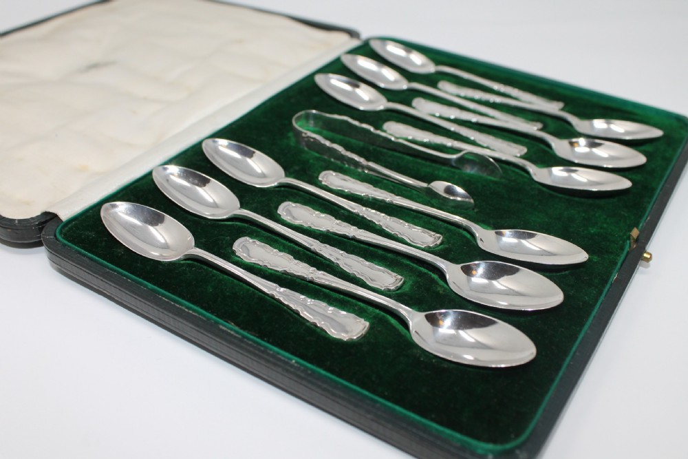 Quality Set of Boxed Silver Coffee Spoons and Tongs, Mappin & Webb 1921 View VII
