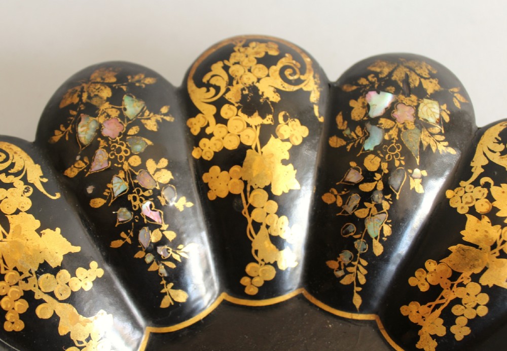Pretty Victorian Papier Mache Tray Jennens & Bettridge View II