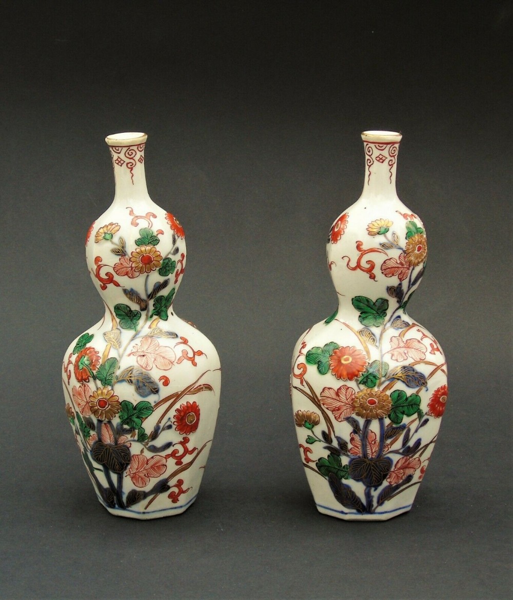 Good Pair of 18th Century Japanese Arita Vases