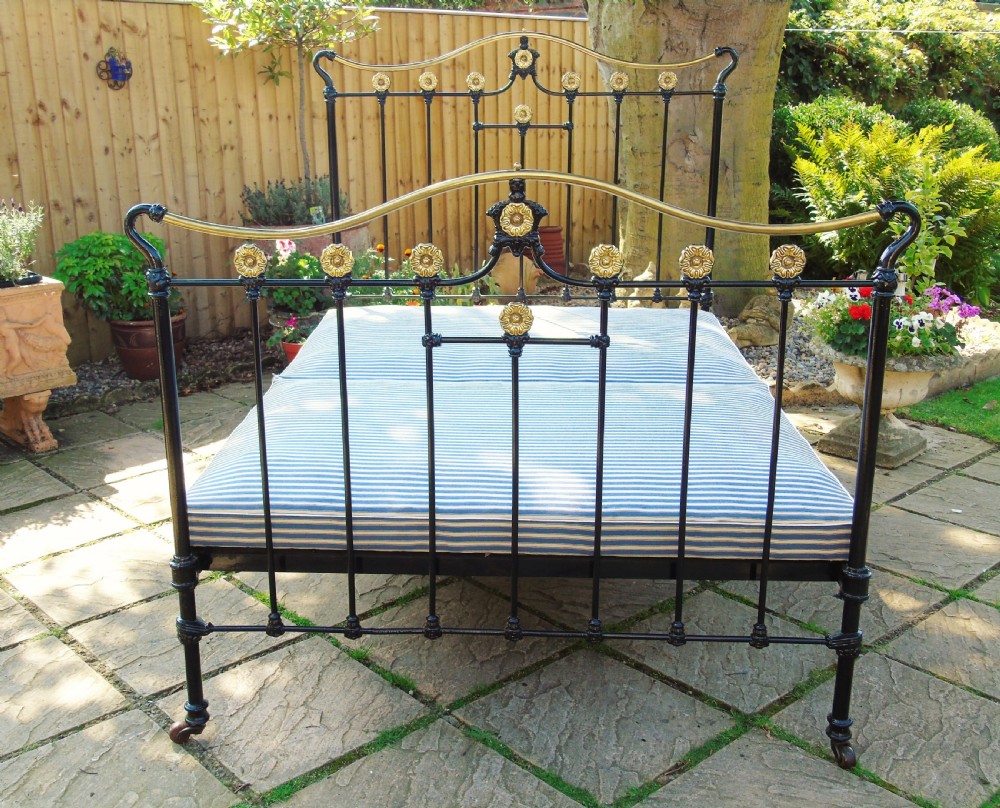 Beautiful Brass & Cast Iron Double Bed Art Nouveau