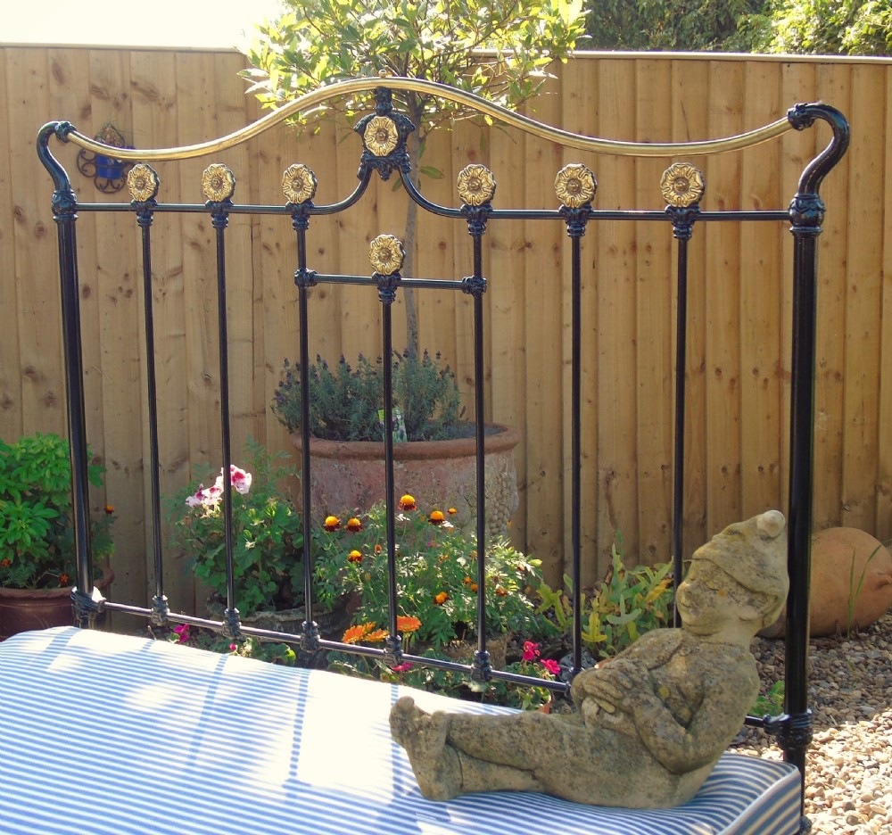 Beautiful Brass & Cast Iron Double Bed Art Nouveau View III