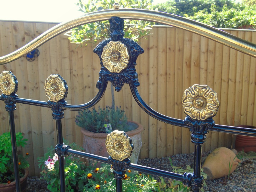 Beautiful Brass & Cast Iron Double Bed Art Nouveau View V