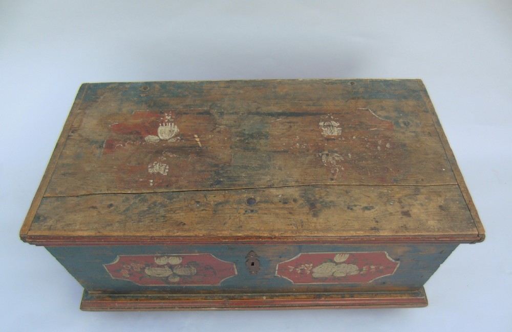 Beautiful 19th Century Swedish Marriage Chest View IV
