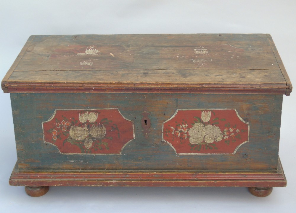 Beautiful 19th Century Swedish Marriage Chest View VIII