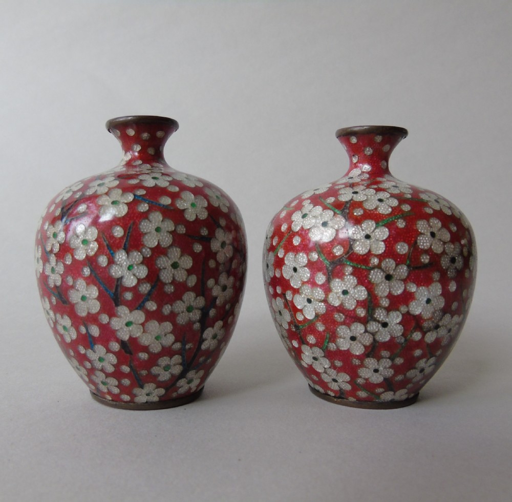 Antique Meiji Pair of Ginbari Cloisonne Vases View II