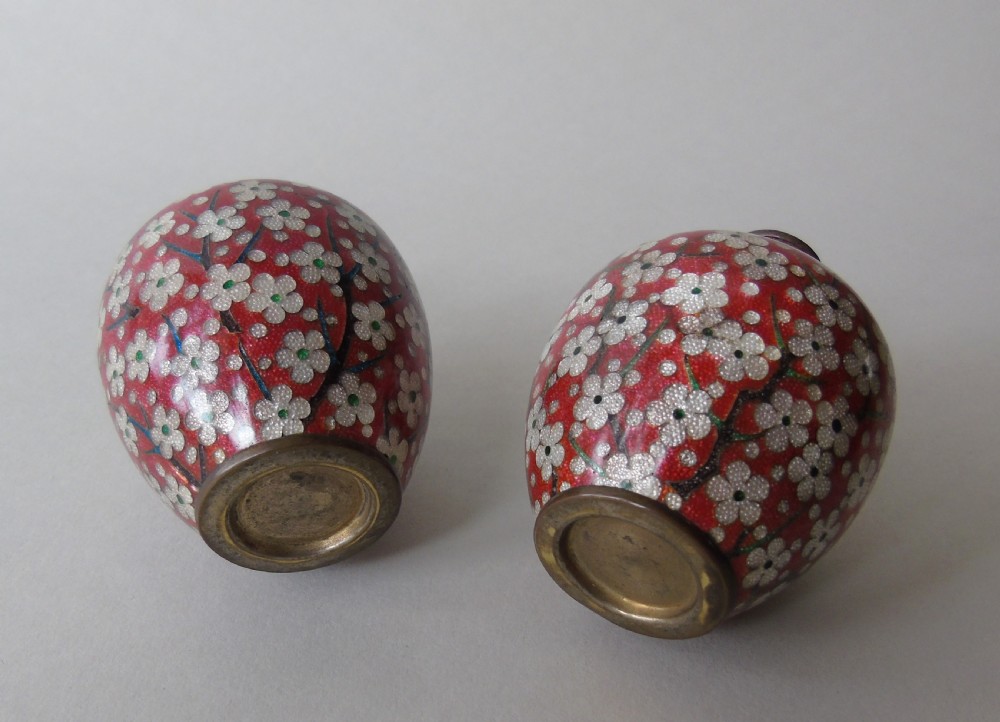 Antique Meiji Pair of Ginbari Cloisonne Vases View VIII