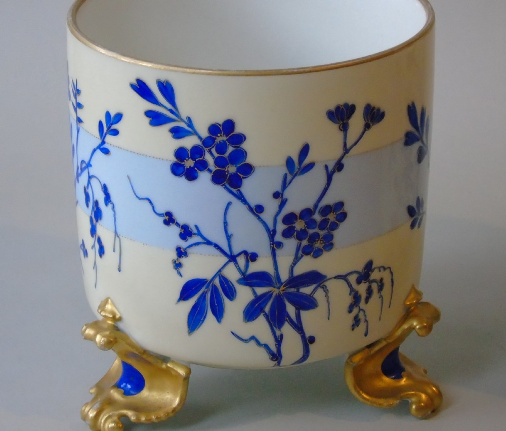 Antique Pair of Aesthetic Porcelain Jardiniere View IV