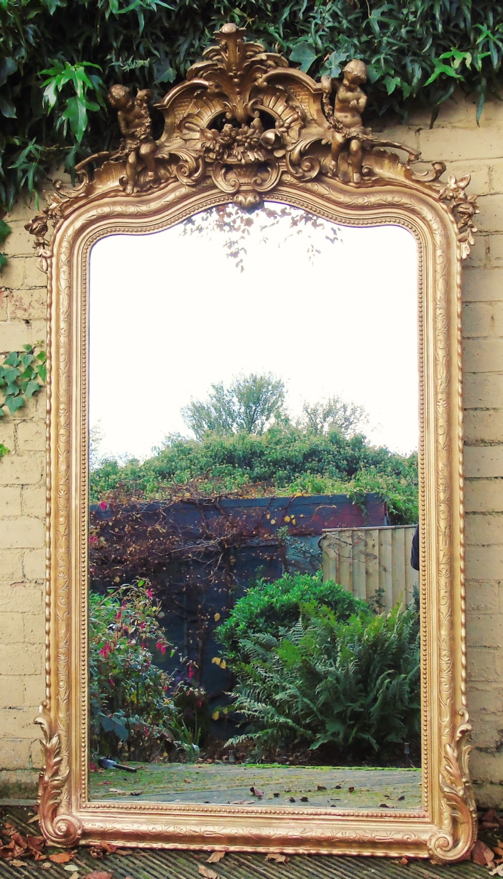 Superb Large French Gilt Mirror Cherub Crest