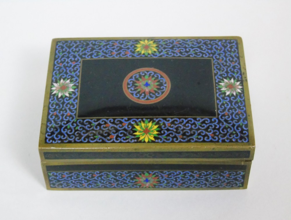Japanese Cloisonne Jewellery Box and Matching Ring Tray View III