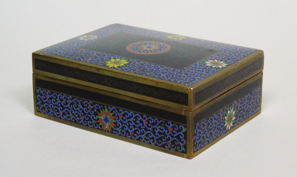 Japanese Cloisonne Jewellery Box and Matching Ring Tray View V