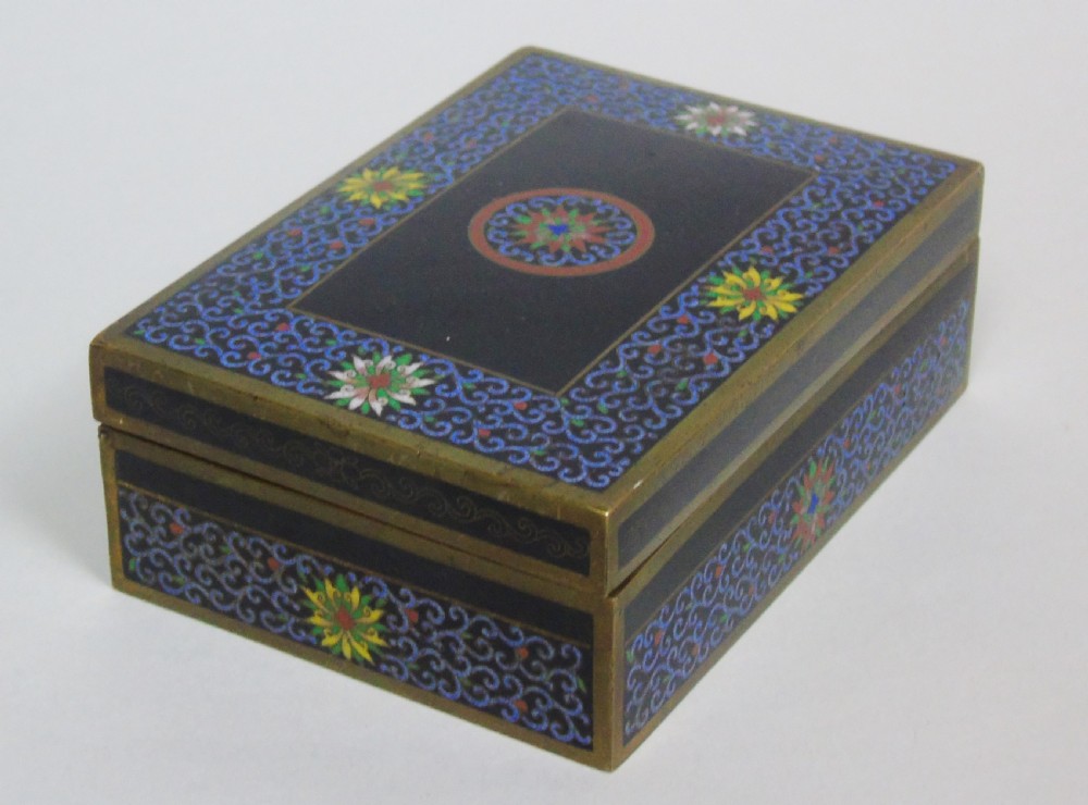 Japanese Cloisonne Jewellery Box and Matching Ring Tray View VII