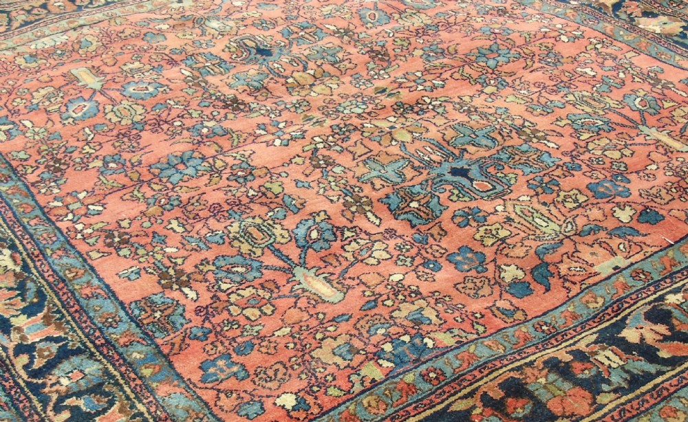 Antique Saroukh Carpet Square View II