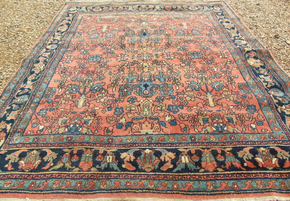 Antique Saroukh Carpet Square View V