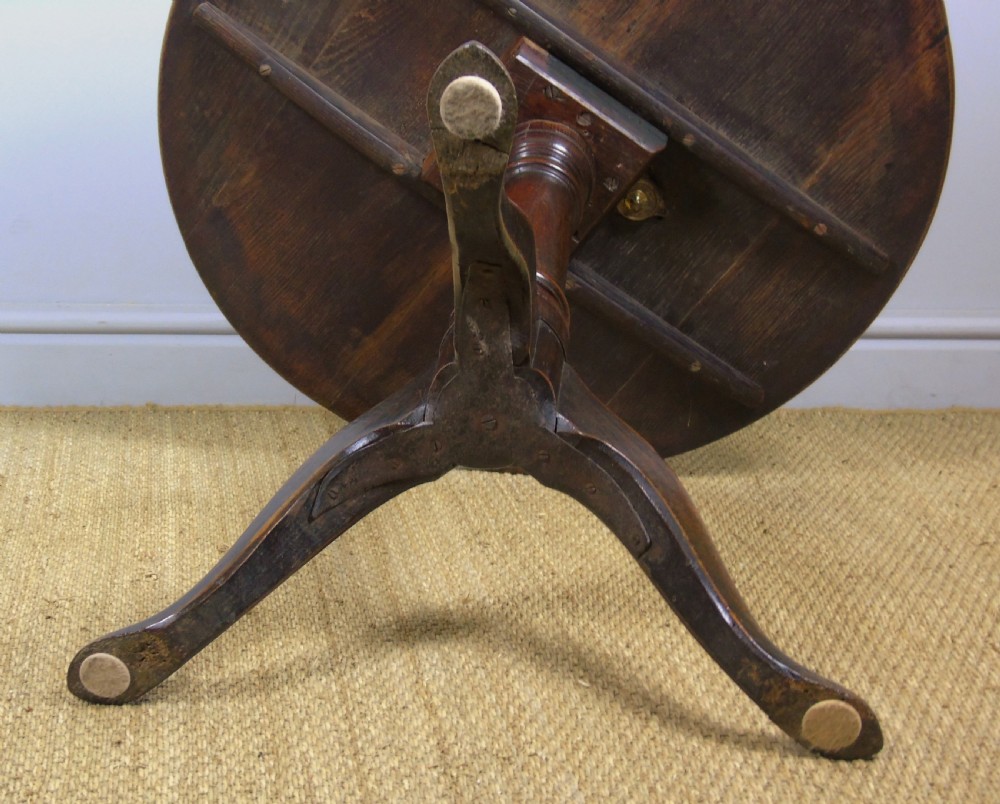 George III Country Oak Circular Tip Top Table View VII
