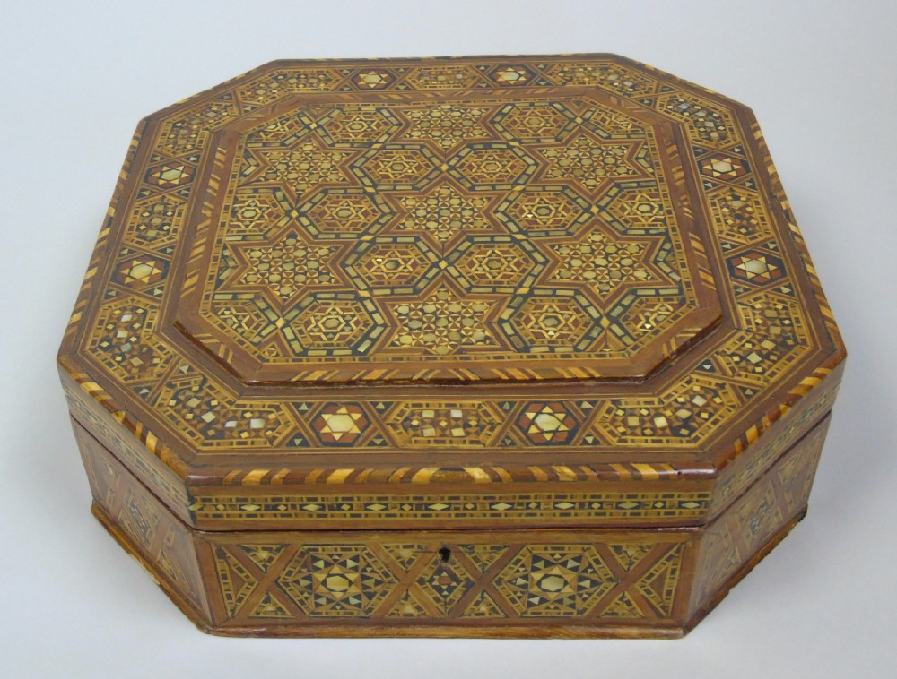 Antique Indian Inlaid Lidded Box